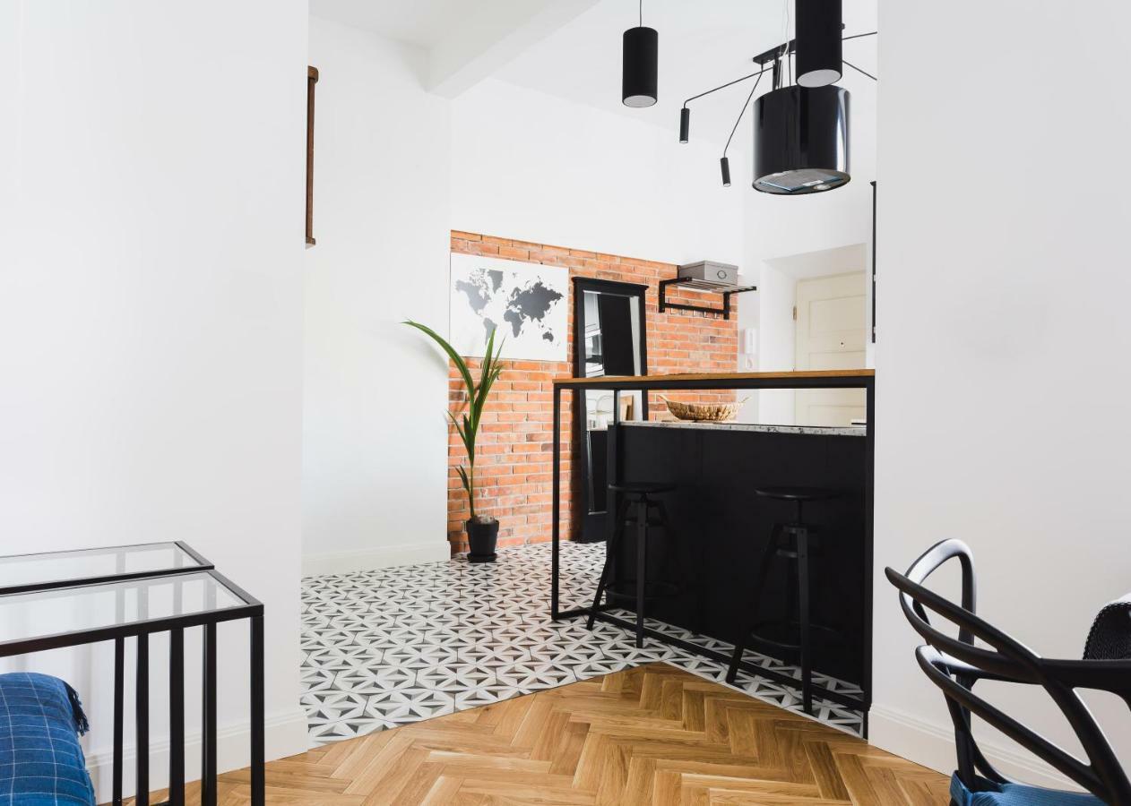 Oomph Warsaw Central Elegant Apartment Exterior photo