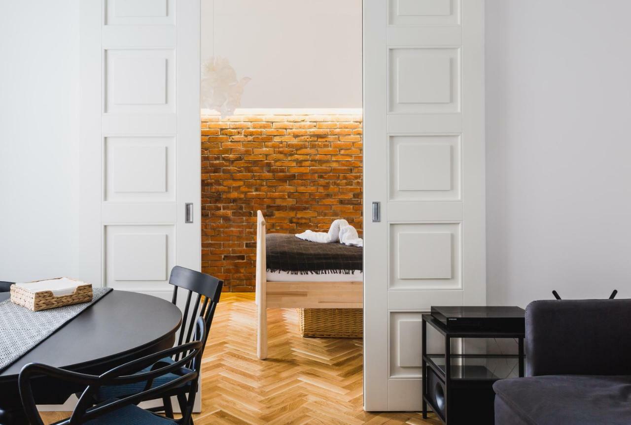 Oomph Warsaw Central Elegant Apartment Exterior photo
