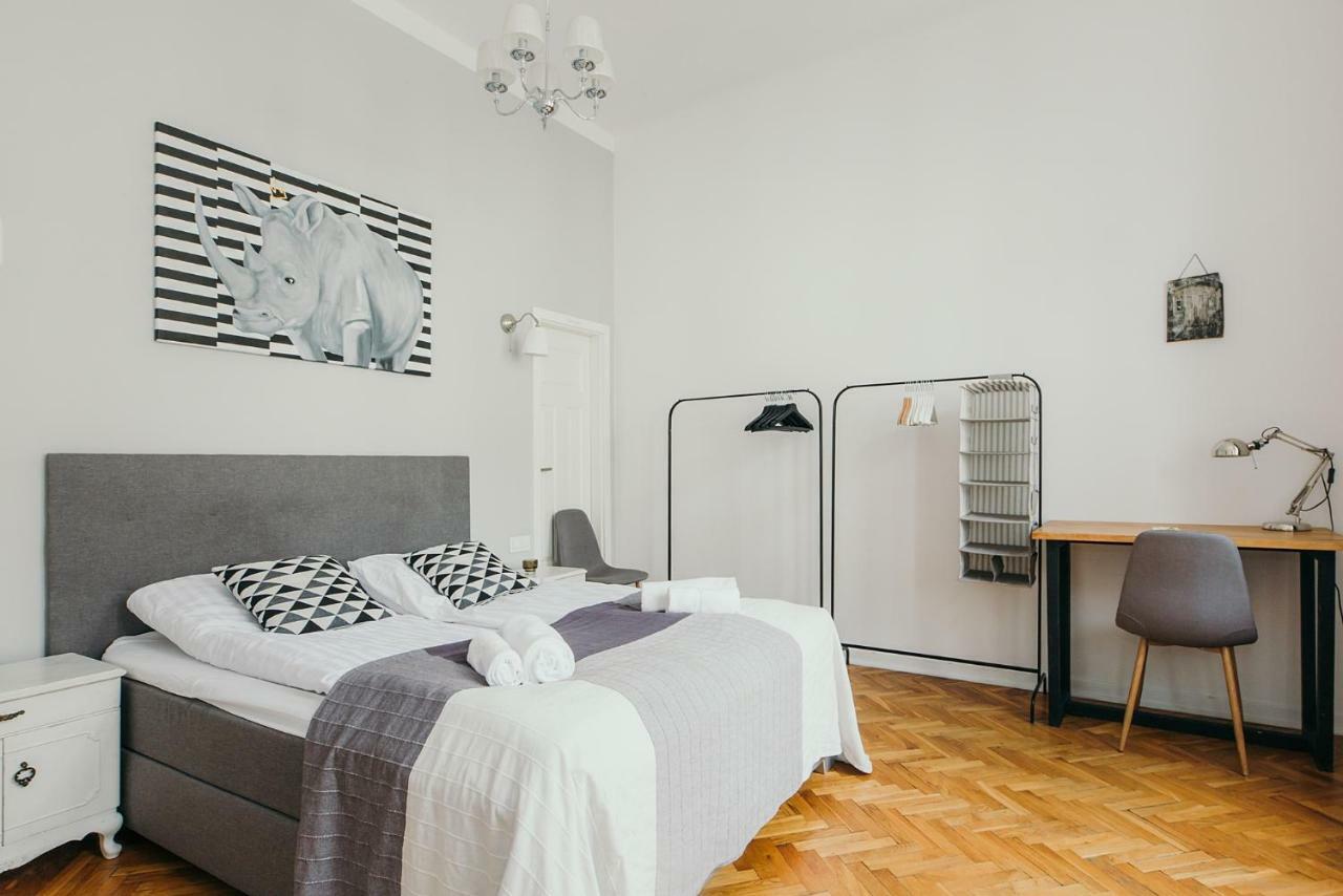 Oomph Warsaw Central Elegant Apartment Exterior photo